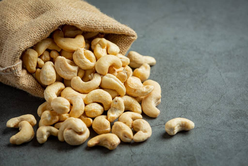 Raw Cashew